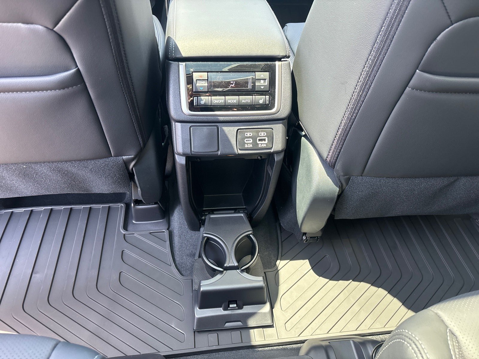 New 2026 Subaru Ascent Limited AWD/4WD image 36