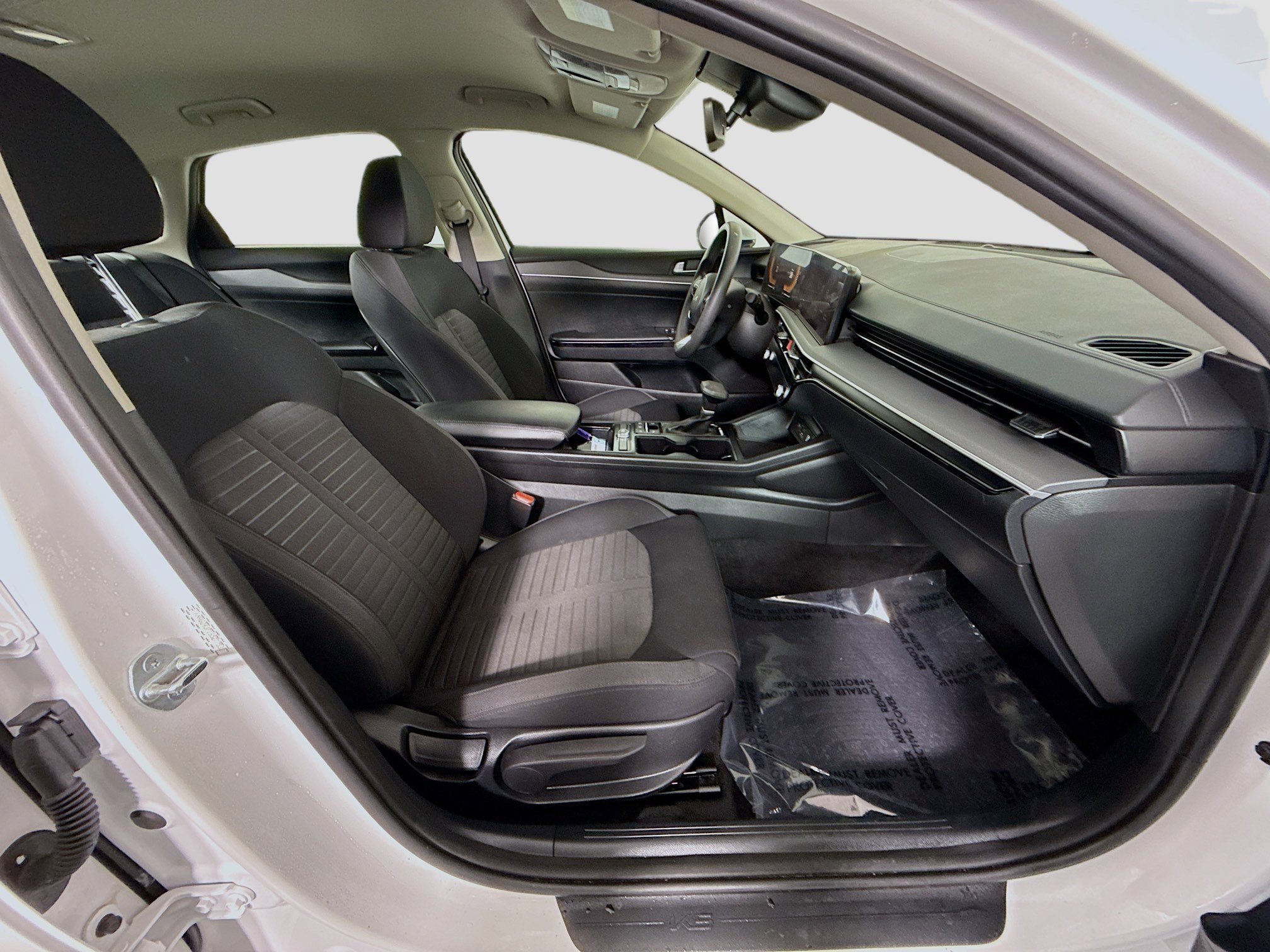 Used 2025 Kia K5 LXS image 29