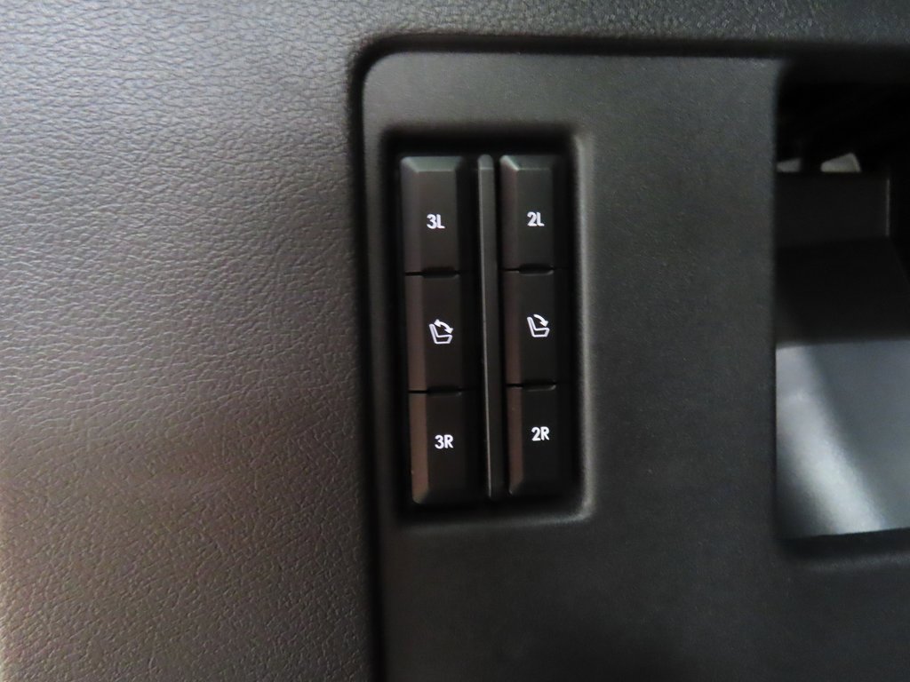 Used 2024 Lincoln Navigator L Reserve w/ Equipment Group 201A image 44