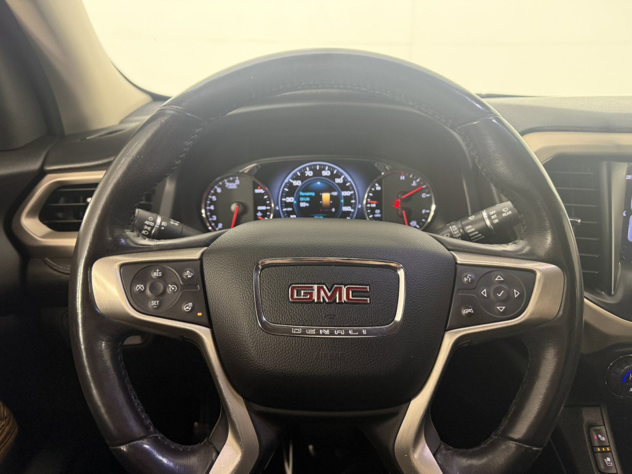 Used 2019 GMC Acadia Denali w/ LPO, Floor Liner Package image 25