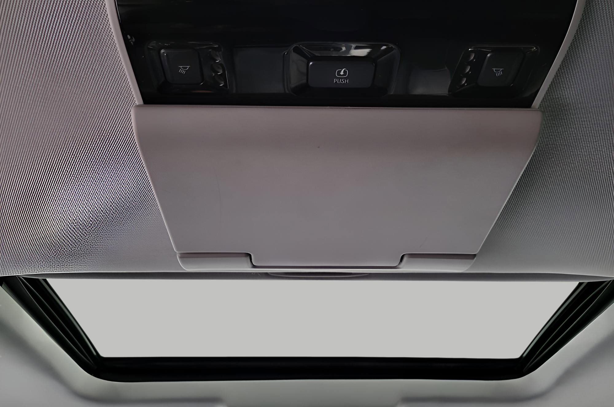 Used 2020 GMC Yukon XL SLT w/ Open Road Package image 29