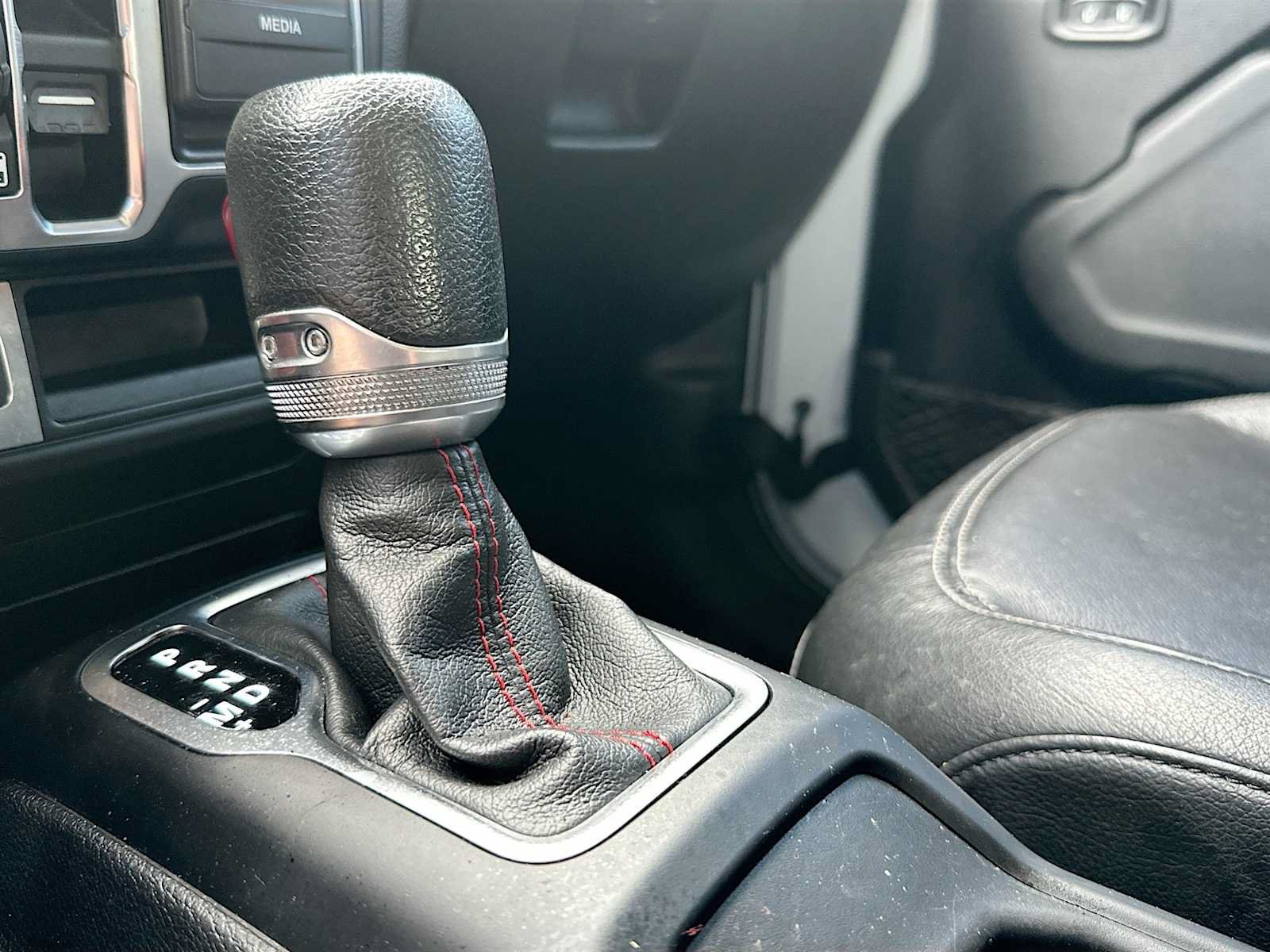 Used 2018 Jeep Wrangler Unlimited Rubicon AWD/4WD image 17