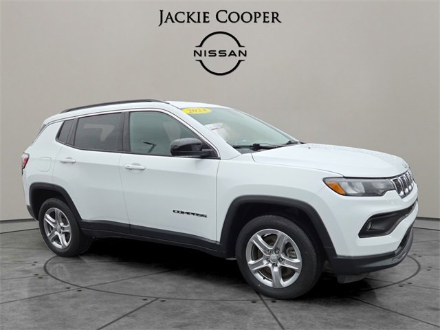 Used 2024 Jeep Compass Latitude image 7