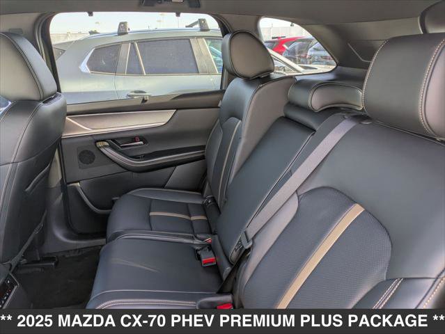 New 2025 MAZDA CX-70 Plug-In Hybrid w/ Premium Plus image 11