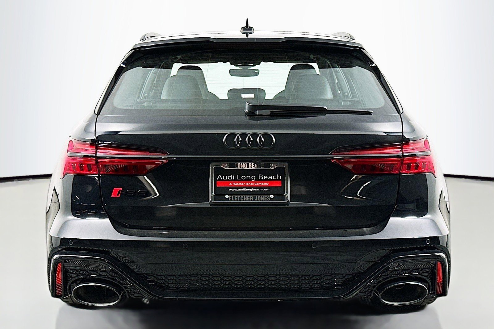 New 2025 Audi RS 6 performance image 3