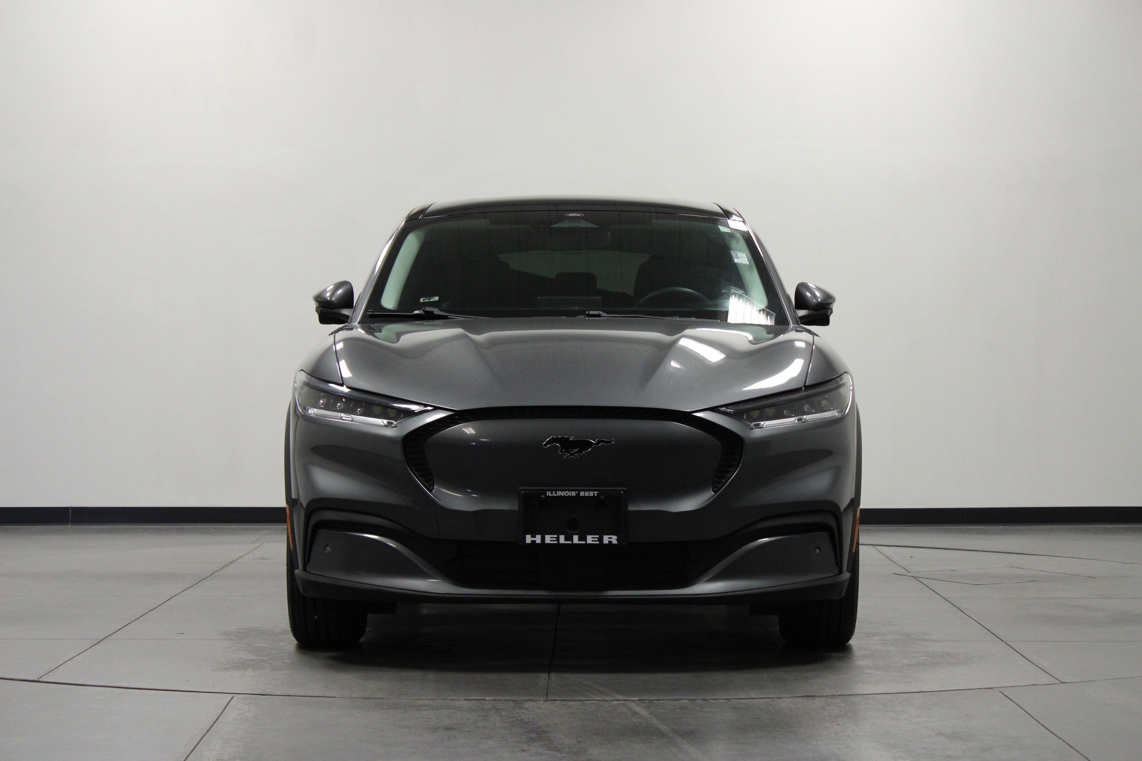 Used 2021 Ford Mustang Mach-E Select image 9