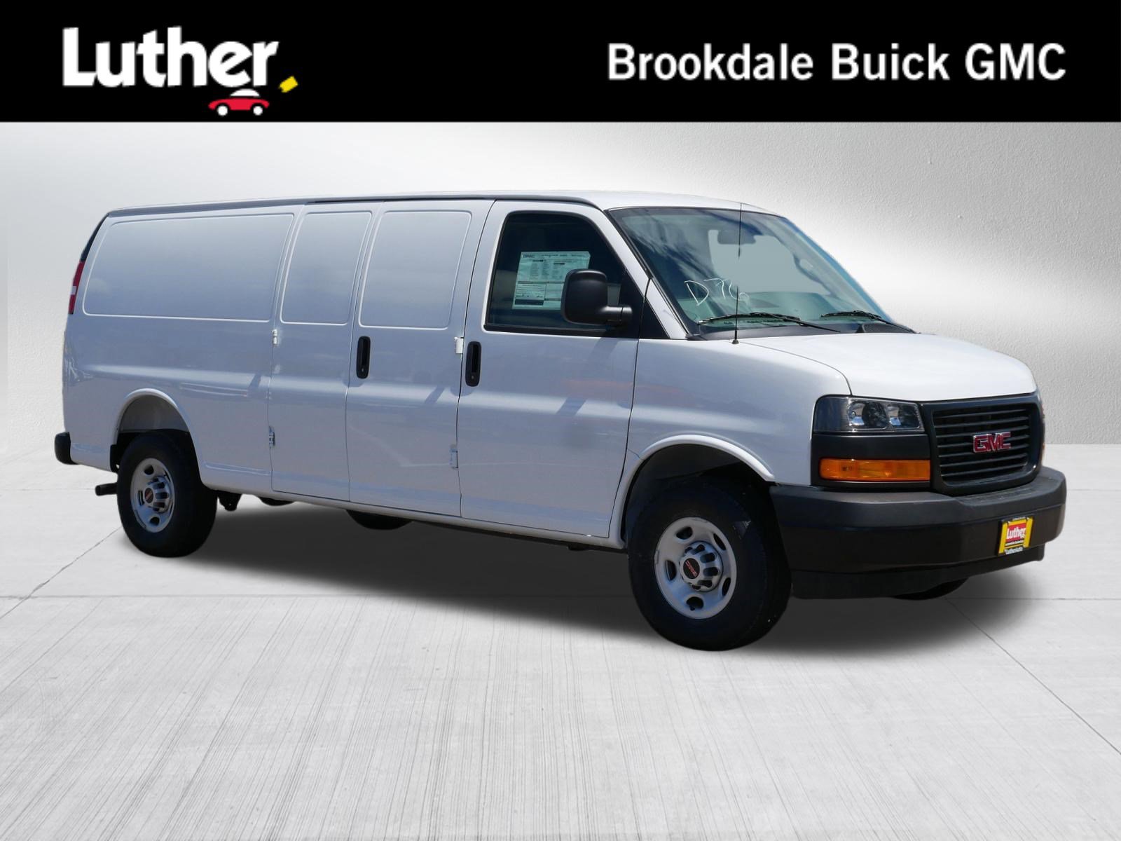 New 2026 GMC Savana 3500 Extended w/ Driver Convenience Package RWD image 1