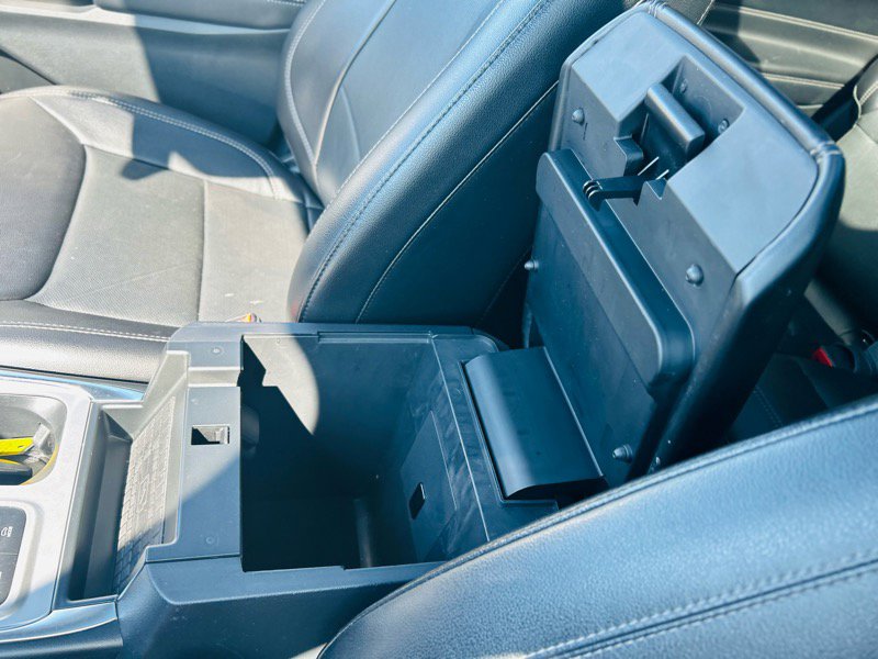 Used 2021 Ford Explorer Limited w/ Equipment Group 301A image 37