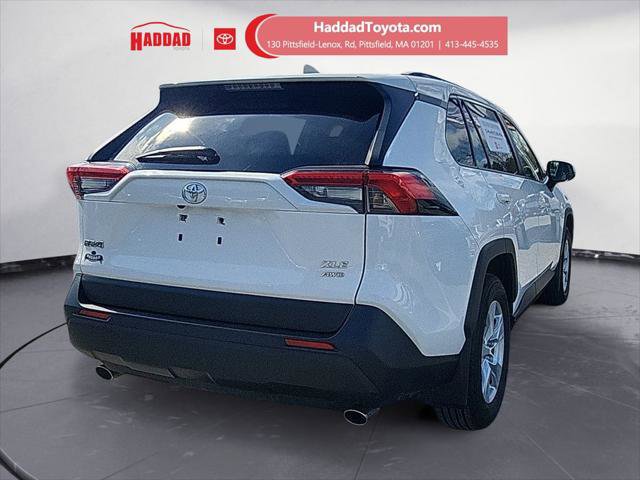 Certified 2020 Toyota RAV4 XLE w/ Convenience Package image 5