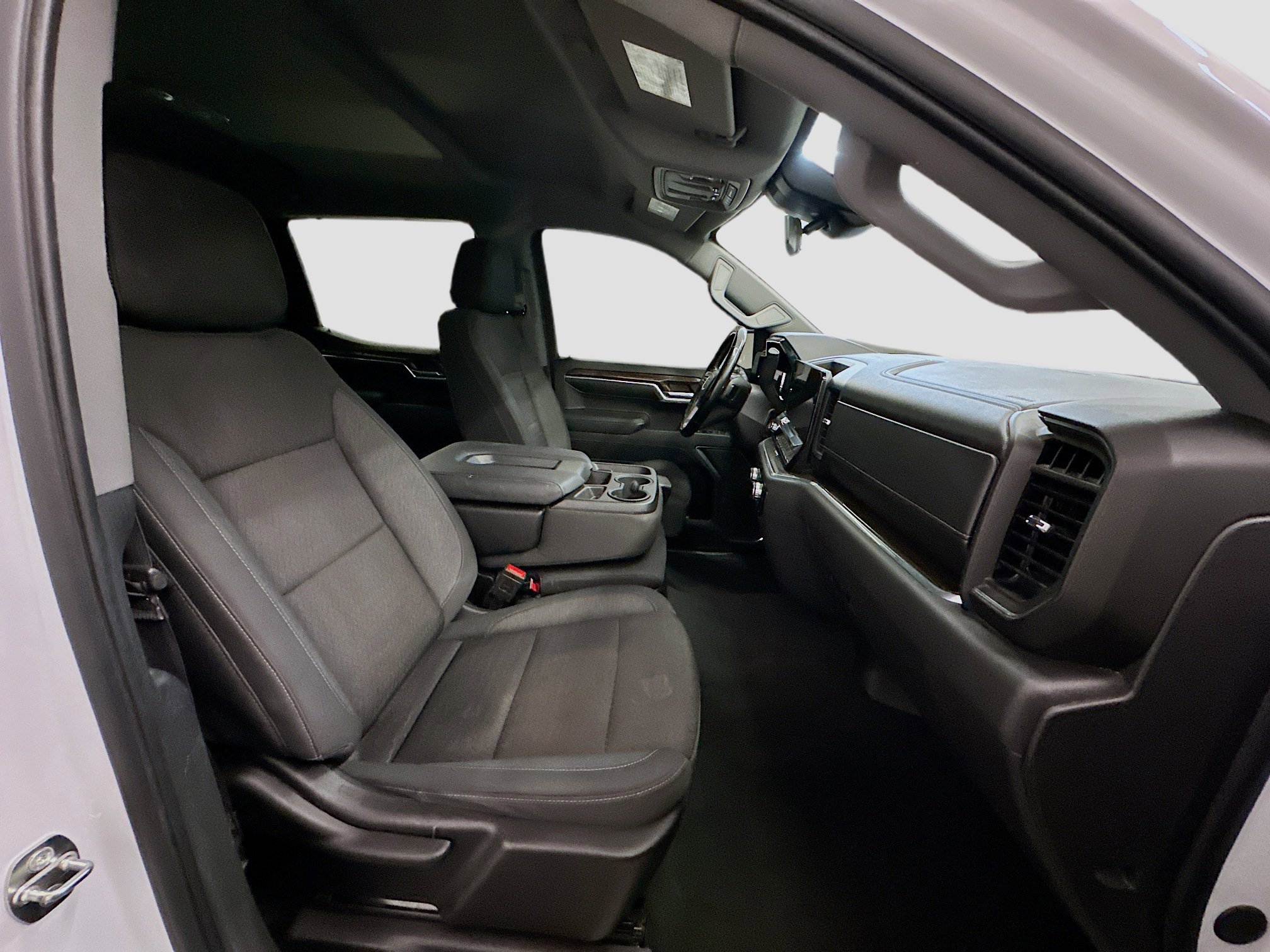 Used 2024 GMC Sierra 1500 Elevation image 32