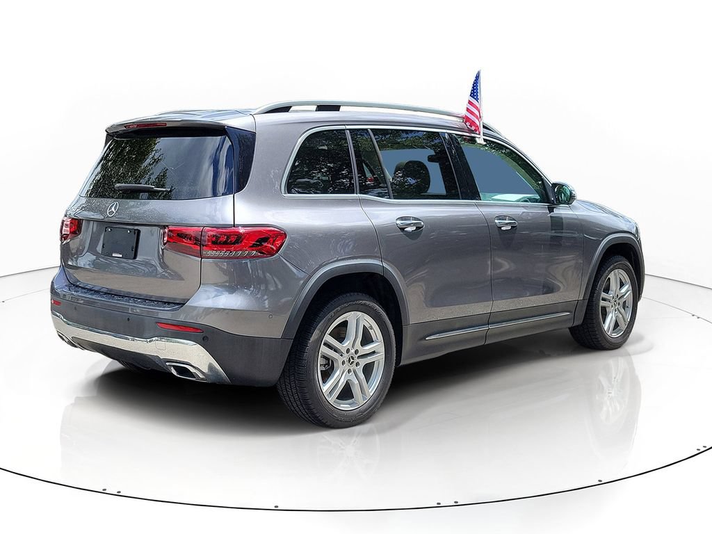 Used 2023 Mercedes-Benz GLB 250 image 3