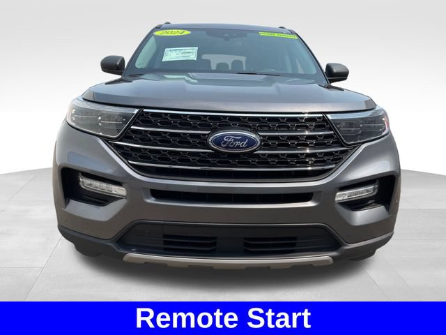 Used 2024 Ford Explorer XLT w/ Equipment Group 202A AWD/4WD image 8