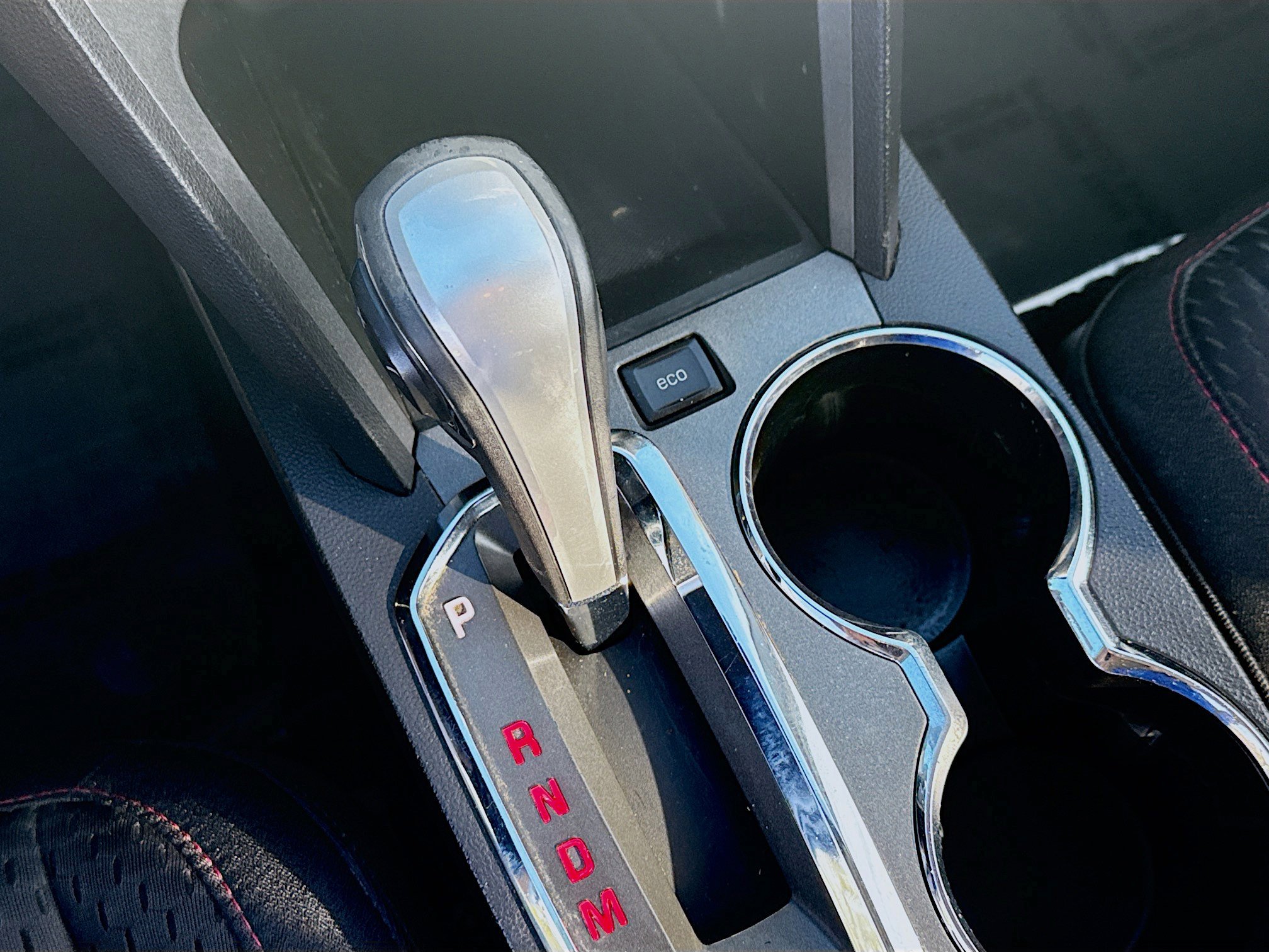 Used 2015 GMC Terrain SLE image 13