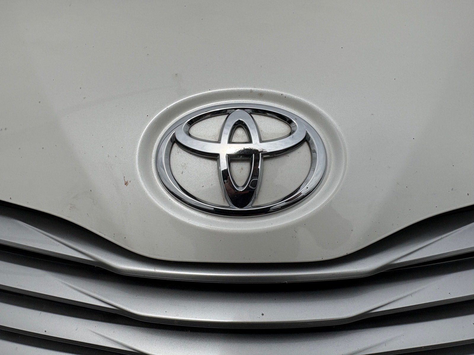 Used 2017 Toyota Sienna Limited FWD image 5