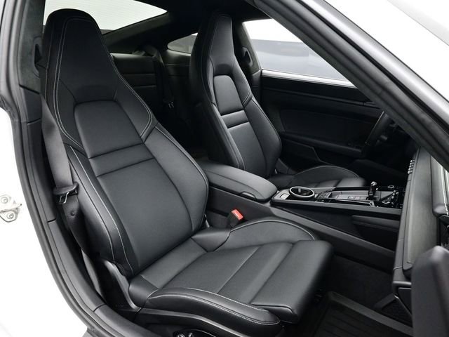 Certified 2025 Porsche 911 Carrera GTS image 15