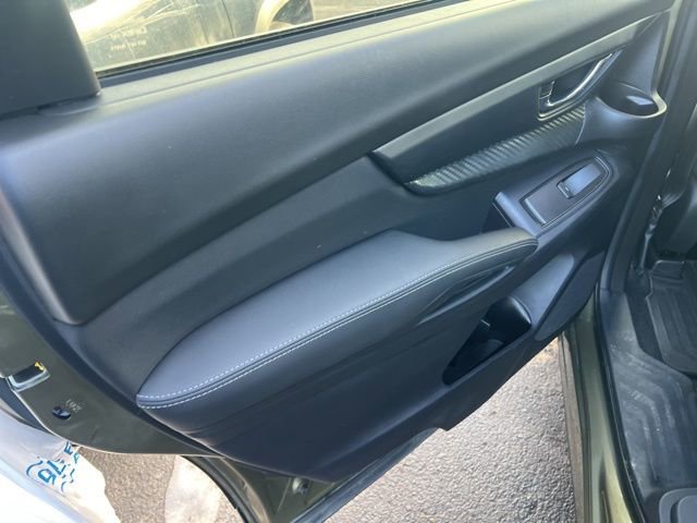 Used 2023 Subaru Ascent Premium w/ Convenience Package image 17