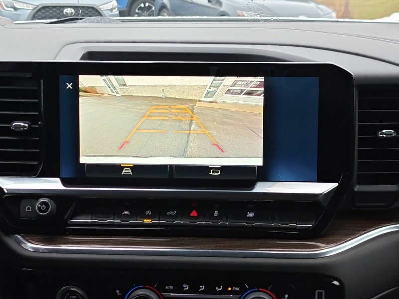 Used 2023 Chevrolet Silverado 1500 LT image 25