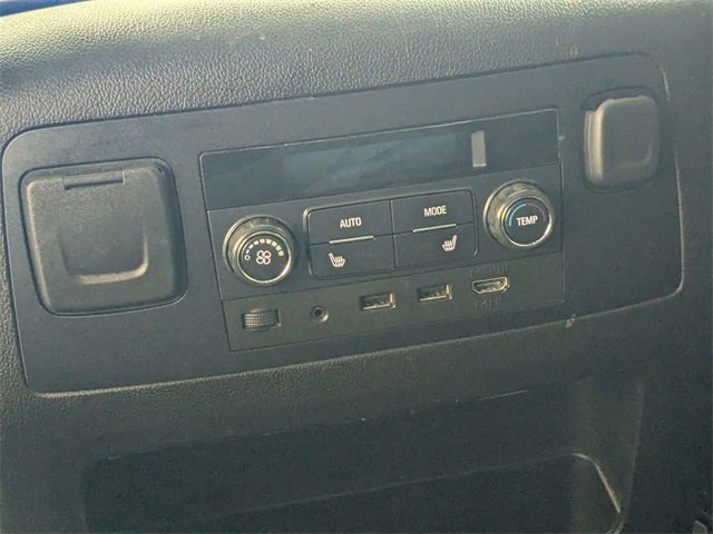 Used 2017 Chevrolet Suburban Premier image 26