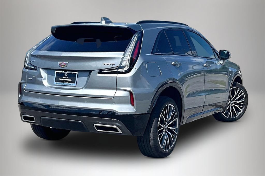 Used 2024 Cadillac XT4 Sport AWD/4WD image 4