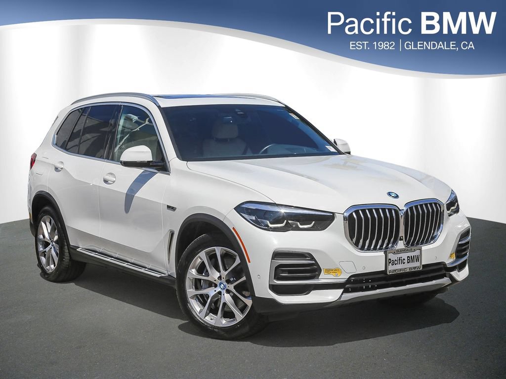 Used 2022 BMW X5 xDrive45e w/ Premium Package AWD/4WD image 1