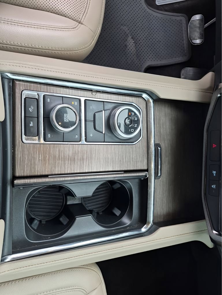 Used 2022 Ford Expedition Max Limited AWD/4WD image 45