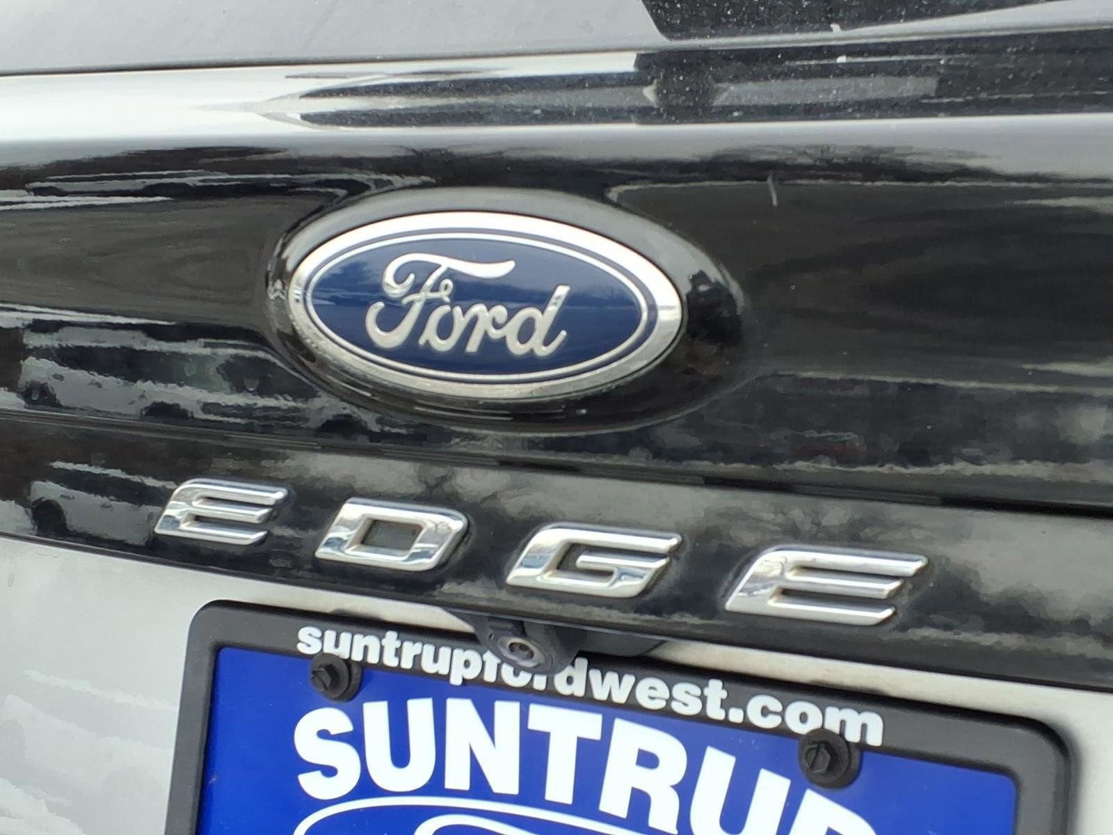 Used 2022 Ford Edge Titanium image 30