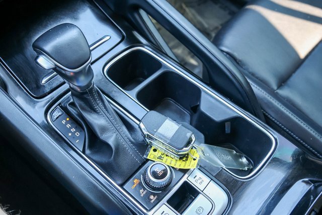 Used 2022 Kia Telluride S image 24