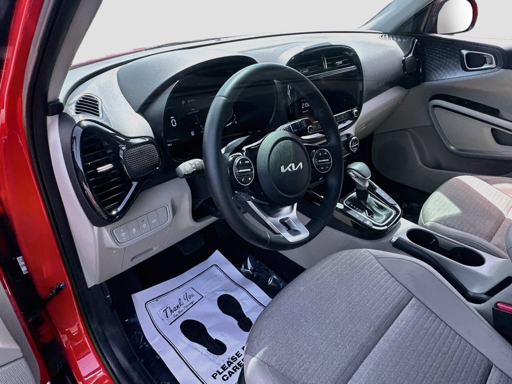 Certified 2024 Kia Soul EX FWD image 9