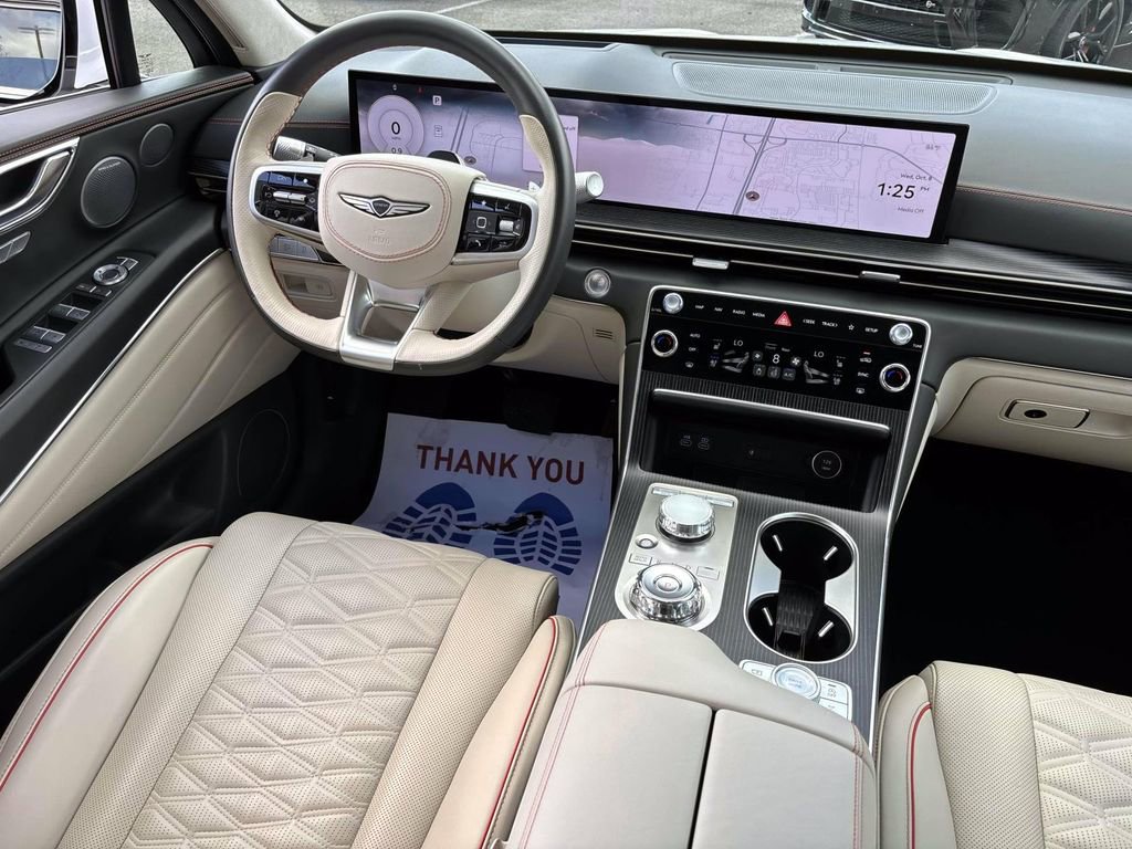 Used 2025 Genesis GV80 3.5T image 31