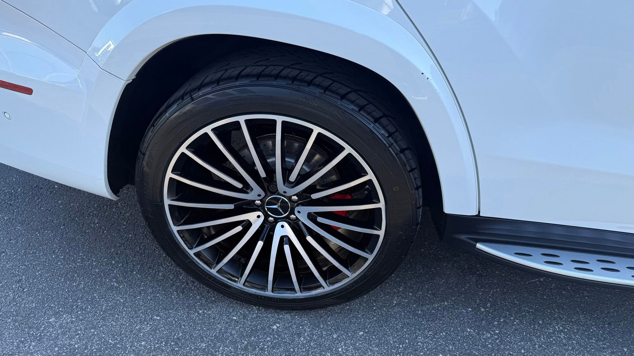 Used 2018 Mercedes-Benz GLS 63 AMG 4MATIC image 17