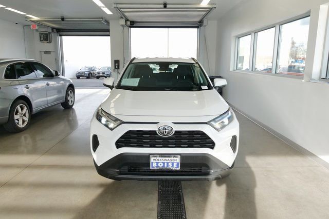 Used 2024 Toyota RAV4 XLE image 2