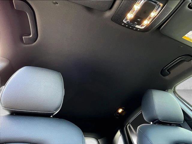 Used 2025 Mercedes-Benz GLA 250 image 17