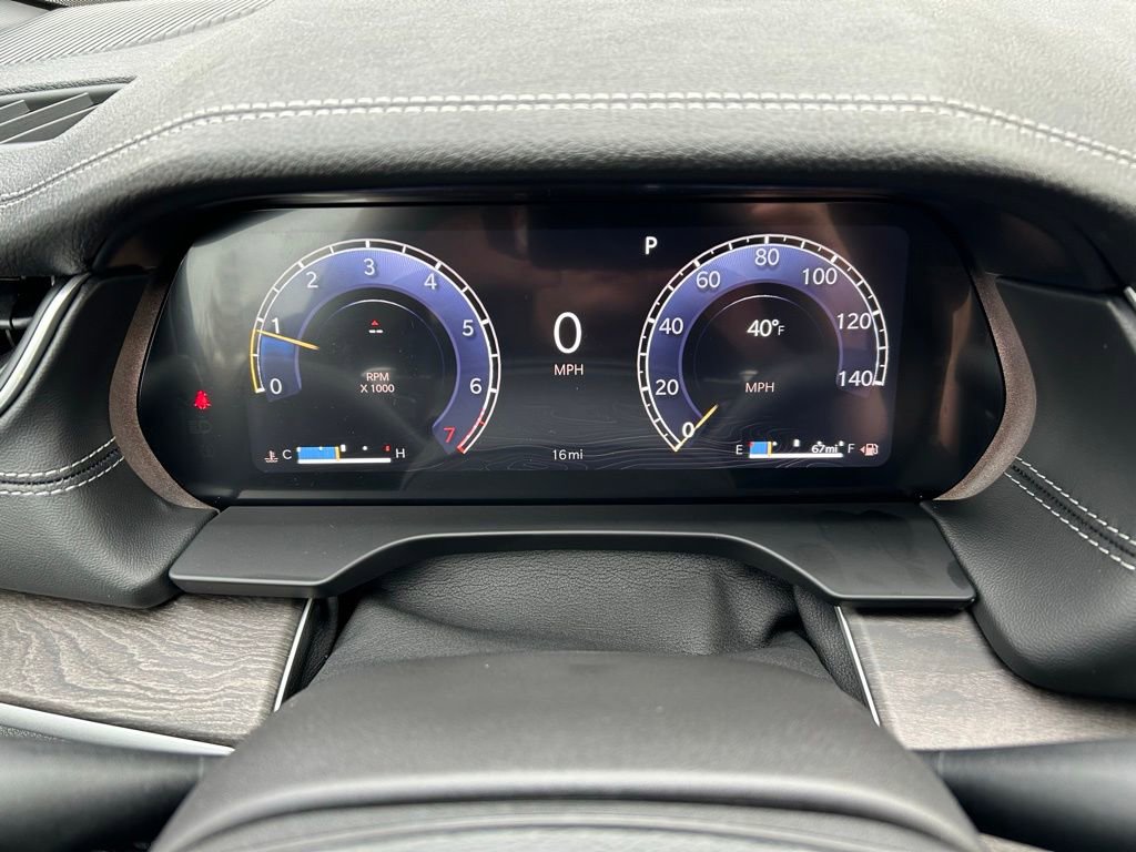 New 2025 Jeep Grand Cherokee Limited w/ Trailer Tow Package image 9