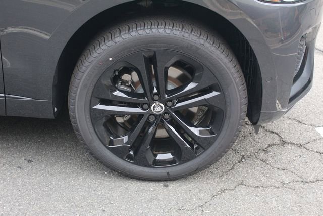 New 2026 Jaguar F-PACE R-Dynamic S image 9