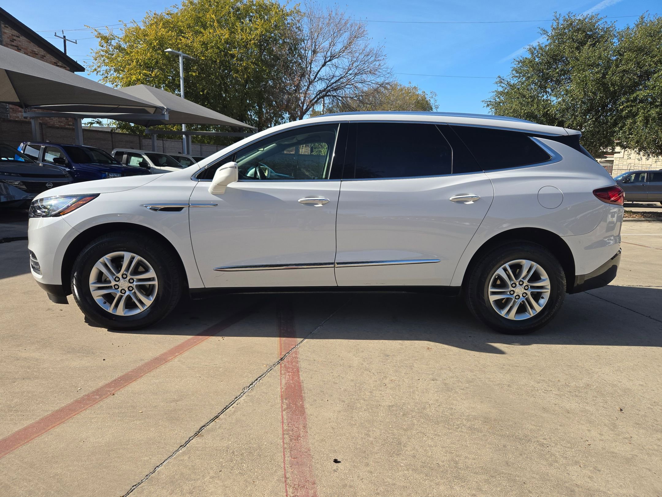 Used 2019 Buick Enclave Preferred image 4