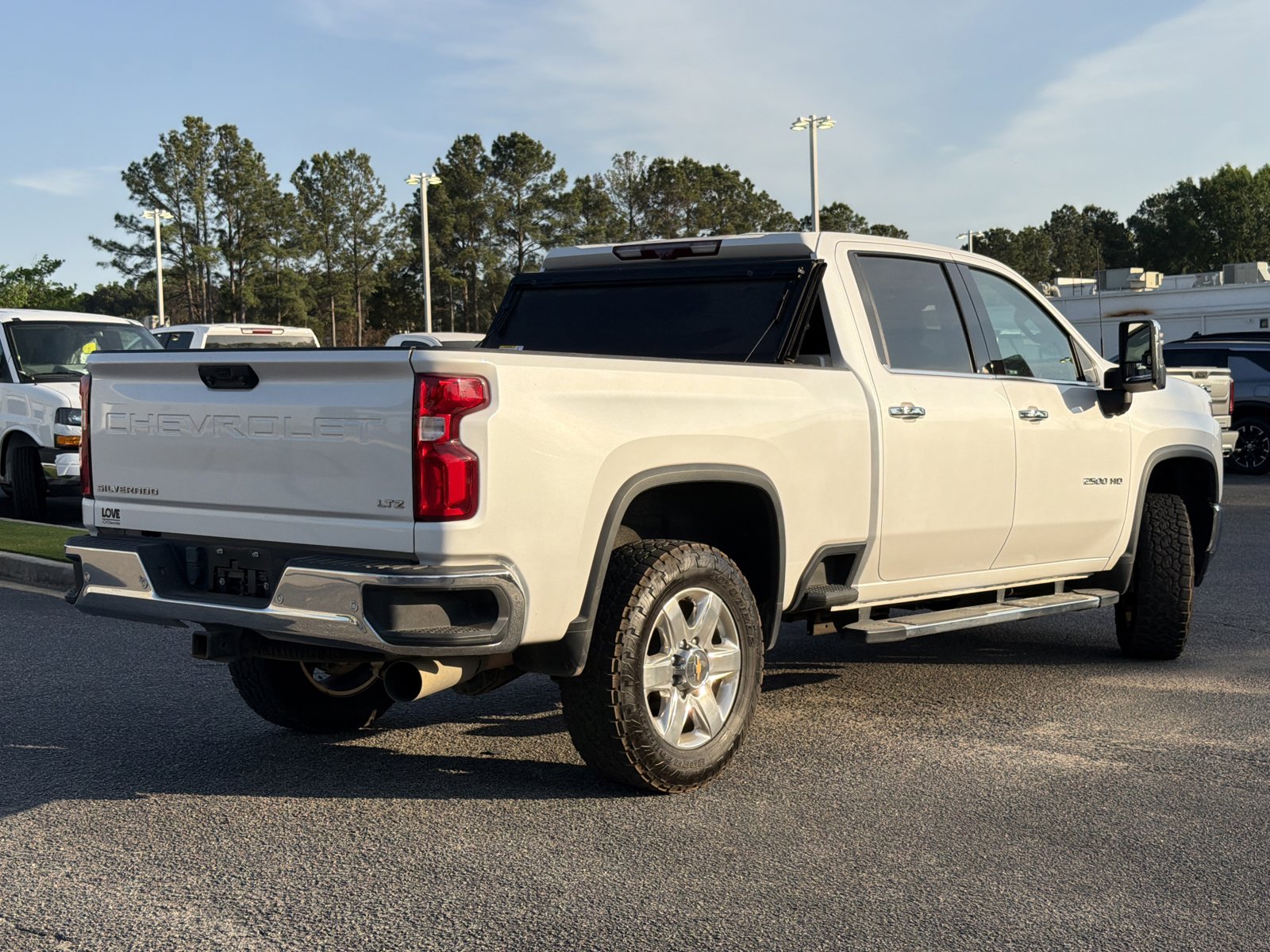 Used 2022 Chevrolet Silverado 2500 LTZ w/ LTZ Premium Package image 12