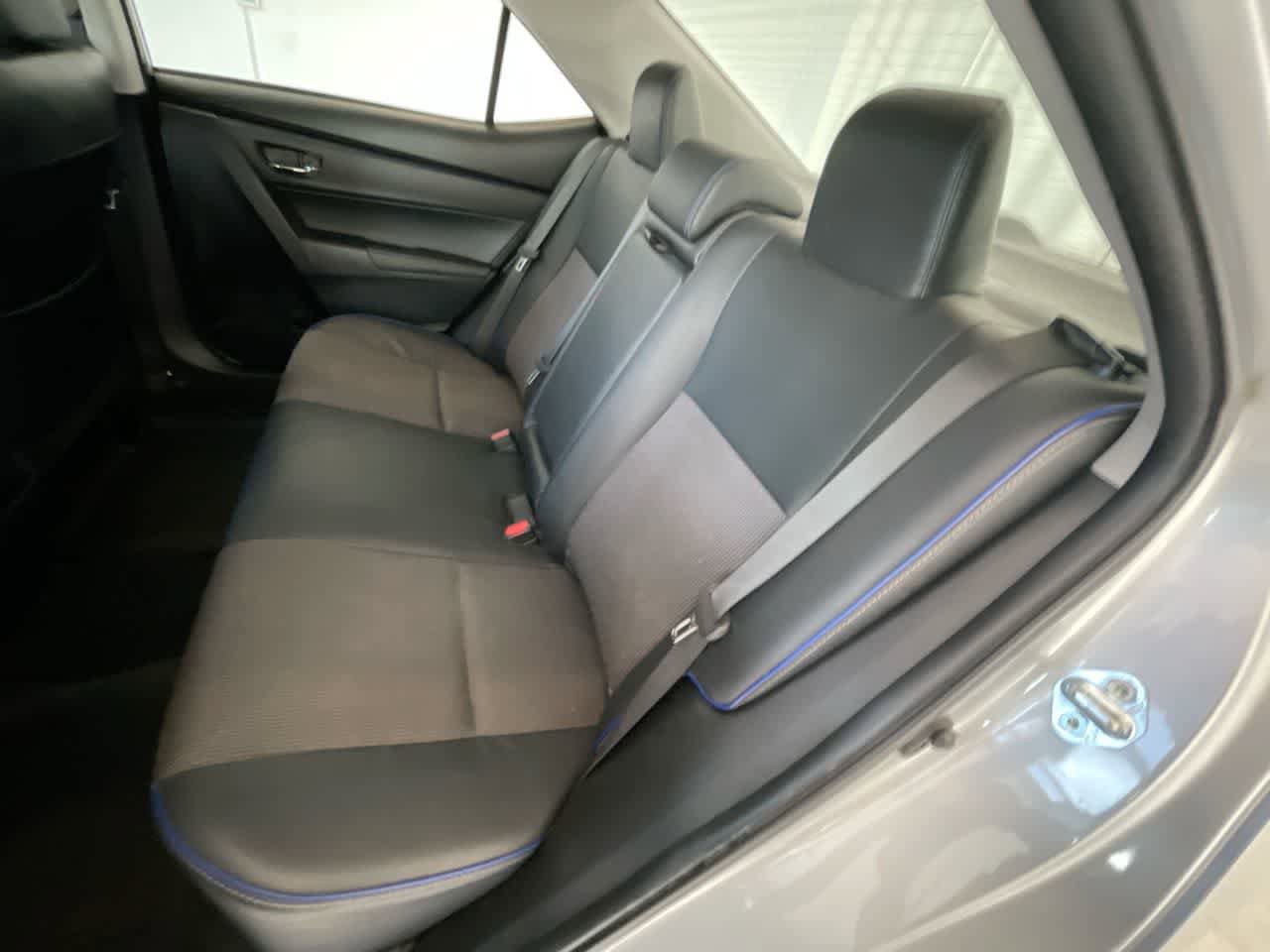 Used 2018 Toyota Corolla SE FWD image 21