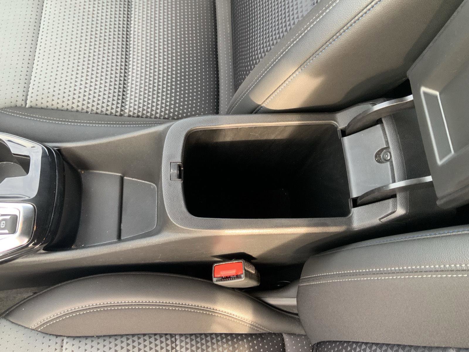 Used 2025 Chevrolet Trax LT w/ LT Convenience Package image 45