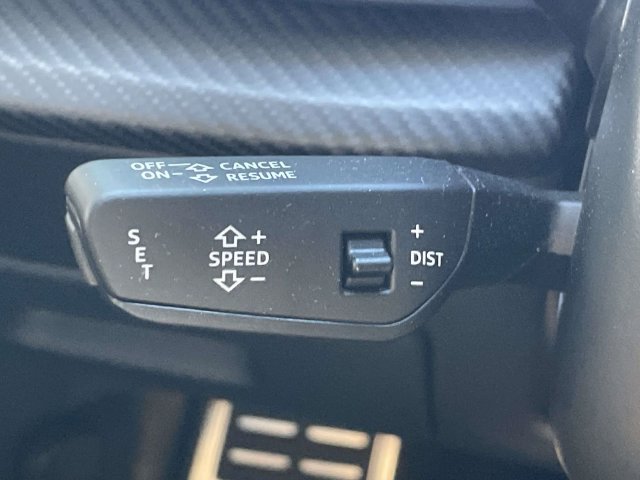 Certified 2025 Audi RS Q8 performance AWD/4WD image 25