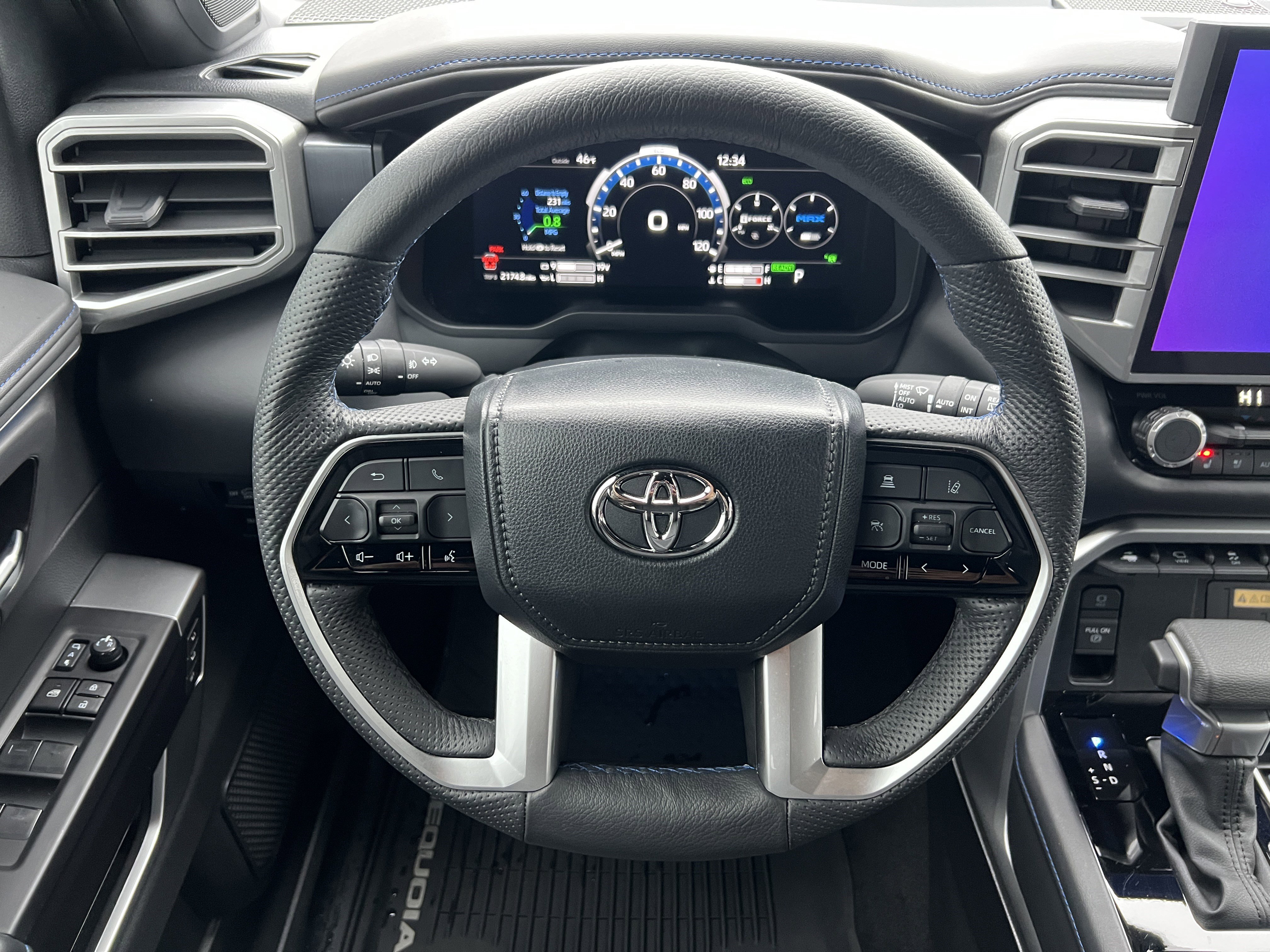 Used 2024 Toyota Sequoia Platinum image 28