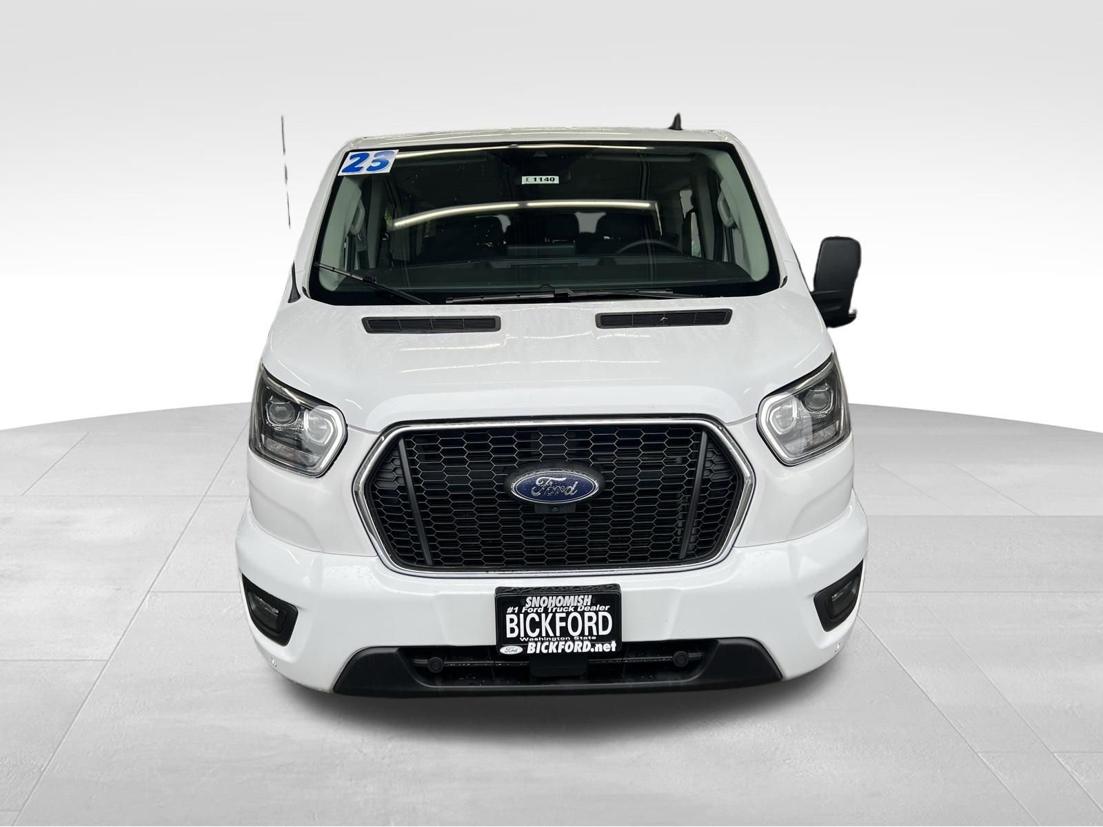 Used 2023 Ford Transit 350 XLT RWD image 2