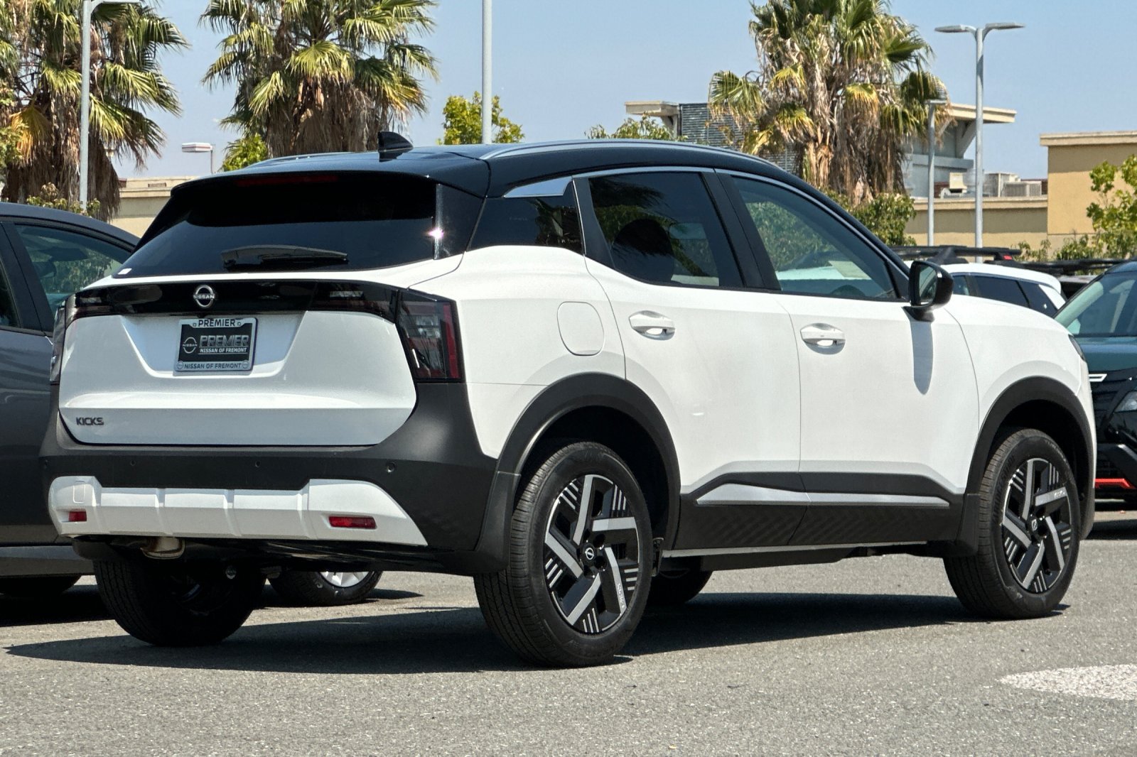 New 2026 Nissan Kicks SV FWD image 4