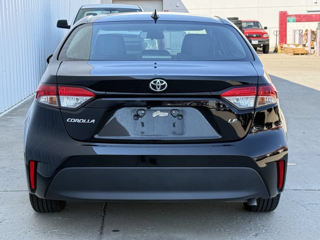 Used 2024 Toyota Corolla LE FWD image 5