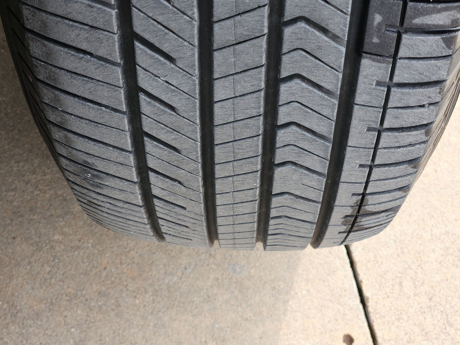 Used 2023 Toyota Sequoia Limited image 17