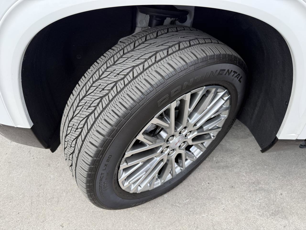 Used 2024 GMC Acadia Denali w/ LPO, Floor Liner Package image 55