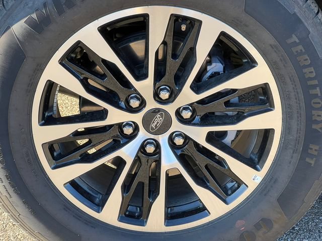 Used 2025 Ford Expedition Max Platinum AWD/4WD image 8