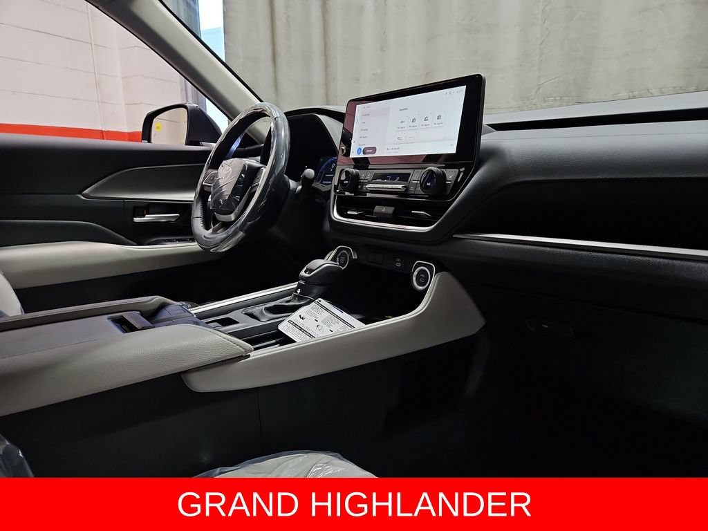New 2026 Toyota Grand Highlander AWD image 25
