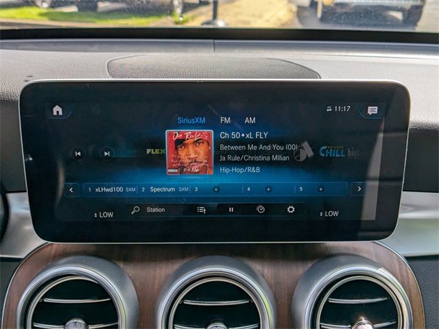 Used 2020 Mercedes-Benz GLC 300 4MATIC image 26