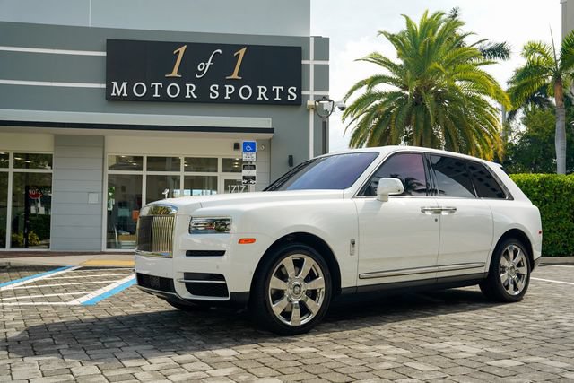 Used 2022 Rolls-Royce Cullinan AWD/4WD image 1