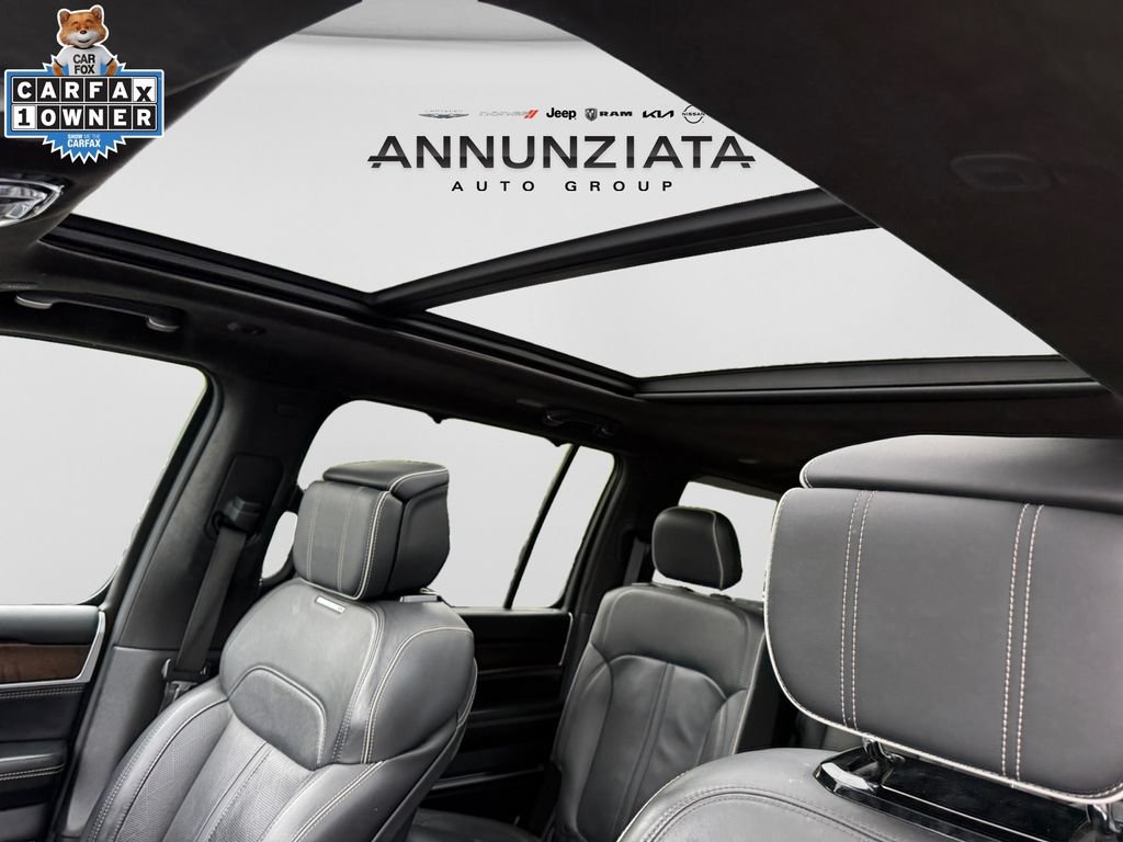 Used 2023 Jeep Grand Wagoneer L Series II AWD/4WD image 30